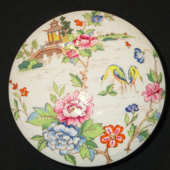 Crown Staffordshire Pagoda Fine Bone China Trinket Box Gold Trim Made In England - Picture 2 of 9